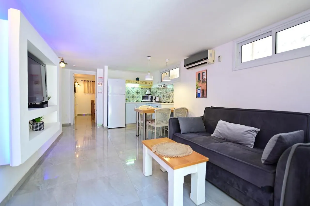Sweet Home, Only 7 Min To The Beach - By Seaelo Eilat 0*,
